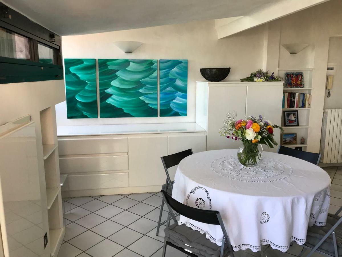 Mansarda Luminosa In Centro Sul Mare - Attic By Sea Apartment Sanremo Ngoại thất bức ảnh